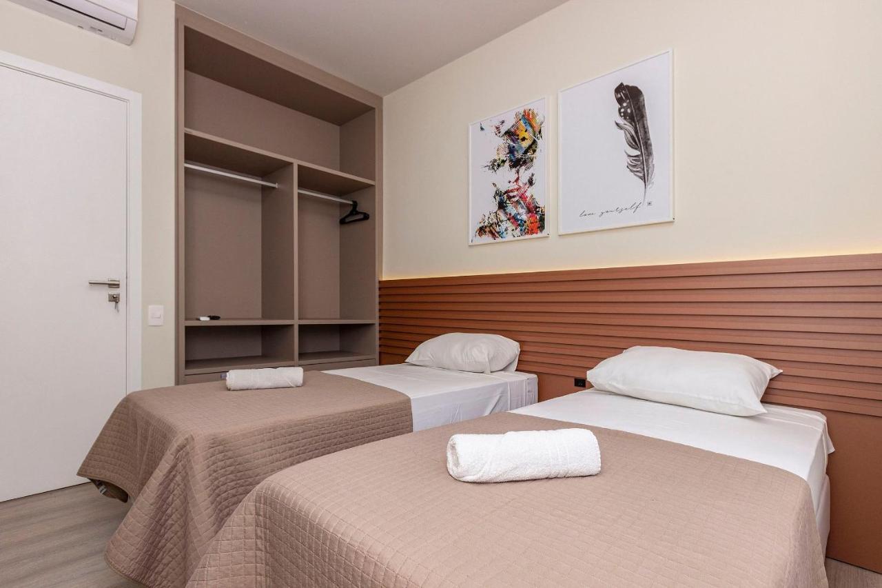 Punta Blu 101-9 - Apartamento De Alto Padrao Em Condominio Exclusivo, Quadra Poliesportiva - Piscina - Portaria 24H. Bombinhas Buitenkant foto