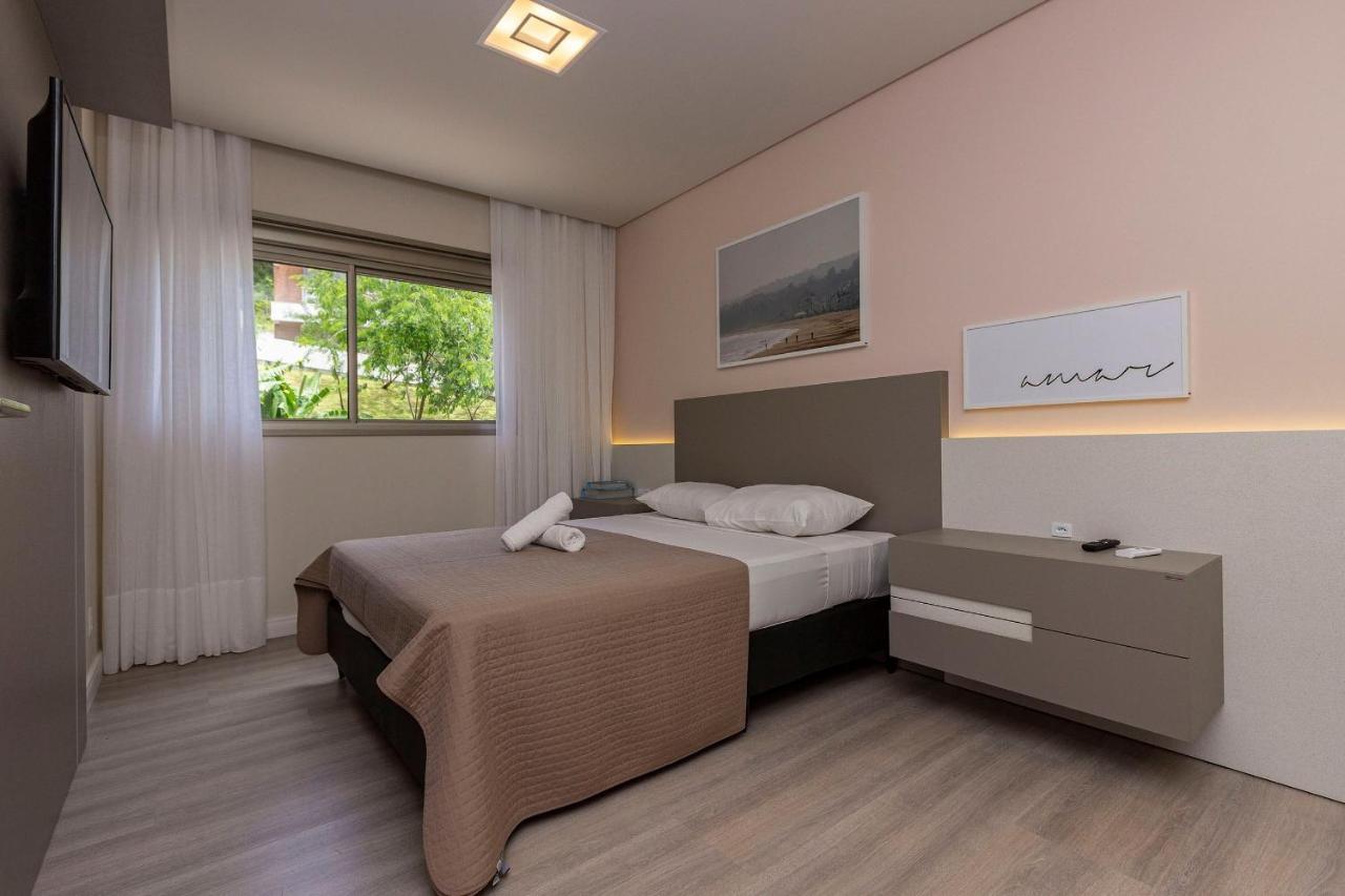 Punta Blu 101-9 - Apartamento De Alto Padrao Em Condominio Exclusivo, Quadra Poliesportiva - Piscina - Portaria 24H. Bombinhas Buitenkant foto
